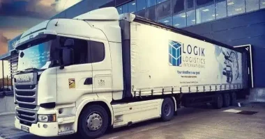 Logik White Truck