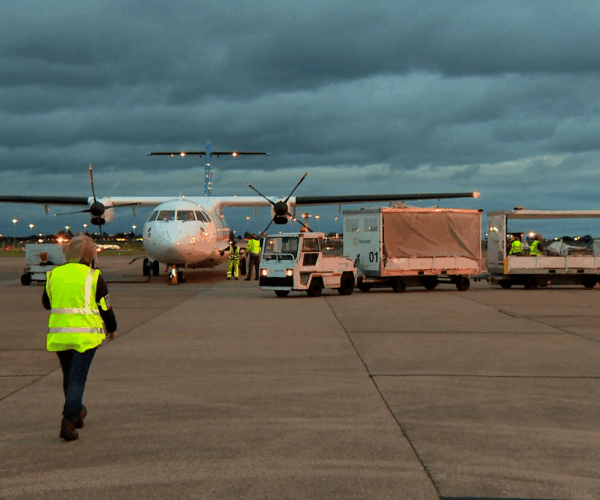 Carousel air cargo Carousel air cargo